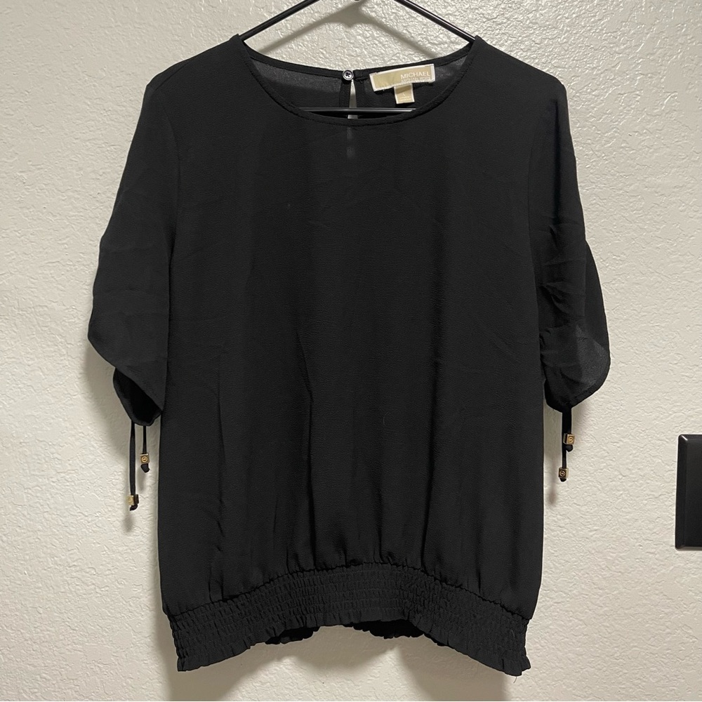 MICHAEL Michael Kors black tie-sleeve blouse with an elastic hem LARGE